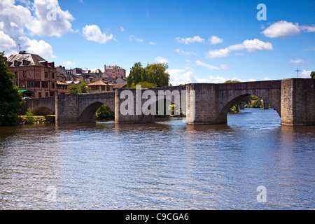 Im 13. Jahrhundert Pont St-Etienne über den Fluss Vienne in Limoges Stockfoto