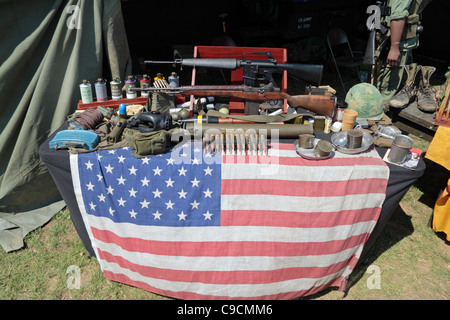 US-Armee Waffen wie in den Vietnam-Krieg auf dem Display an der 2011 Krieg & Frieden Schau Hop Farm, Paddock Wood, Kent, UK verwendet. Stockfoto