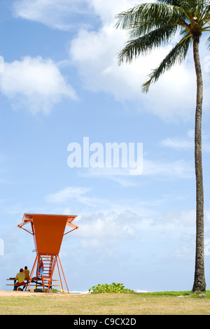 Rettungsschwimmer und Bademeister Turm auf Kauai Hawaii Stockfoto