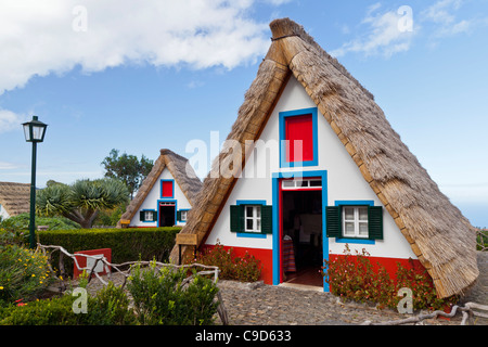 Casas de Colmo in Santana, Madeira, Portugal, Europa Stockfoto