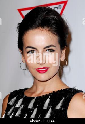 Camilla Belle im Ankunftsbereich für The Andrea Bocelli Foundation Launch Party und Konzert, The Beverly Hilton Hotel, Beverly Hills, CA 9. Dezember 2011. Foto von: Elizabeth Goodenough/Everett Collection Stockfoto