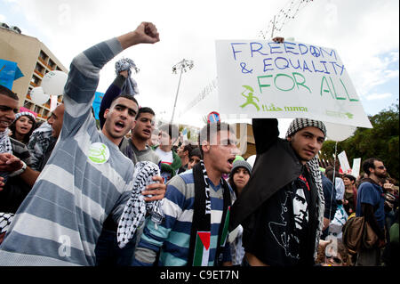 TEL AVIV - 9. Dezember: Nehmen Tausende von Aktivisten in den jährlichen Menschenrechte Marsch in Tel Aviv auf die Straße. Stockfoto