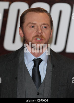 London, UK, 13.12.2011 Simon Pegg besucht die Mission: unmöglich Phantom Protokoll - UK-Film-Premiere im BFI IMAX Kino in Lo Stockfoto