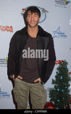 14. Dezember 2011 - Hollywood, Kalifornien, USA - Kevin Lysacek .attends der '' Disney On Ice '' Premiere am Nokia Plaza in Los Angeles, Ca am Dezember 14,2011... 2011 (Kredit-Bild: © Phil Roach/Globe Photos/ZUMAPRESS.com) Stockfoto