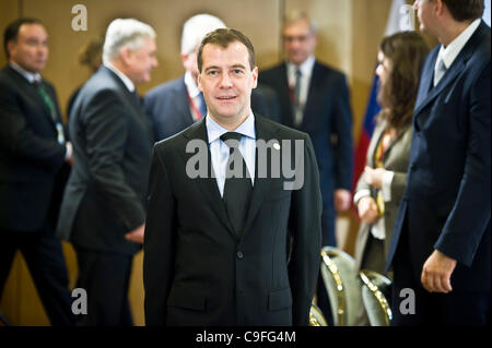 15. Dezember 2011 - Brüssel, BXL, Belgien - russischen Präsidenten Dmitry Medvedev kommt vor ein EU-Russland-Gipfel im Rat Europäischen Union in Brüssel am 15 / 12 / 2011 von Wiktor Dabkowski (Credit-Bild: © Wiktor Dabkowski/ZUMAPRESS.com) Stockfoto