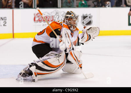 21. Dezember 2011 - Dallas, Texas, US - Philadelphia Flyers Goalie SERGEI BOBROVSKY (35) während der Aktion zwischen den Dallas Stars und die Philadelphia Flyers.  Philadelphia Niederlagen Dallas 4-1 im American Airlines Center (Credit-Bild: © Andrew Dieb/Southcreek/ZUMAPRESS.com) Stockfoto