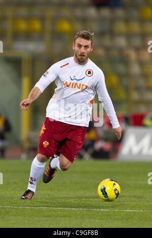 Daniele De Rossi (Roma), 21. Dezember 2011 - Fußball / Fußball: italienische "Serie A" match zwischen Bologna 0-2 Roma Renato dall-Stadion in Bologna, Italien.   (Foto von Maurizio Borsari/AFLO) [0855] Stockfoto