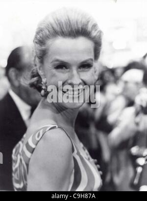 19. Dezember 2011 - DINA MERRILL. (Kredit-Bild: © Globe Photos/ZUMAPRESS.com) Stockfoto