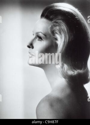 19. Dezember 2011 - DINA MERRILL. (Kredit-Bild: © Globe Photos/ZUMAPRESS.com) Stockfoto