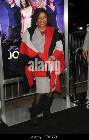 9. Januar 2012 - Los Angeles, Kalifornien, USA - Loretta Devine, Teilnahme an der Uraufführung von "Joyful Noise'' im Grauman es Chinese Theatre in Hollywood, Kalifornien am 09.01.12 statt. 2012 (Kredit-Bild: © D. Long/Globe Photos/ZUMAPRESS.com) Stockfoto