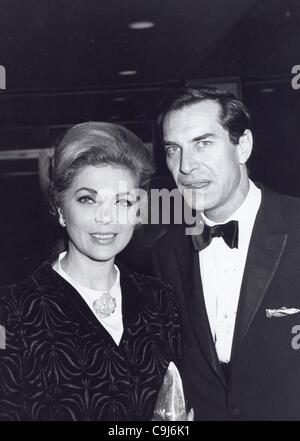 5. Januar 2012 - BARBARA BAIN-Martin Landau. (Kredit-Bild: © Globe Photos/ZUMAPRESS.com) Stockfoto