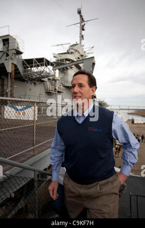 Republikanischen Präsidentschaftskandidaten Kandidat Rick Santorum bei einer Kampagne erscheinen auf der pensionierte USS Yorktown in Charleston SC Stockfoto