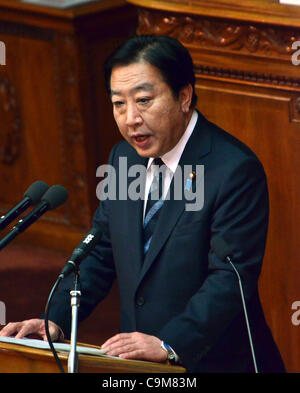 24. Januar 2012, Tokio - liefert Japans Premierminister Yoshihiko Noda seine Rede wie die ordentliche Sitzung der Ernährung auf Dienstag, 24. Januar 2012 in Tokio beruft.  Noda wird erwartet, dass die Verhandlungen mit der Opposition-Camps auf der Passage von Rechnungen zu den Nationen Verkauf ta Gesicht Stockfoto