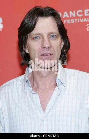 James Marsh im Ankunftsbereich für SHADOW DANCER Premiere 2012 Sundance Film Festival, Eccles Theatre, Park City, UT 24. Januar 2012. Foto von: James Atoa/Everett Collection Stockfoto