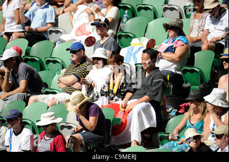 25.01.2012 Australian Open Tennis aus Melbourne Park. Fans von Kei Nishikori (JPN) unterstützt des Players am zehnten Tag der Australian Open Tennis Championships in Melbourne, Australien. Stockfoto