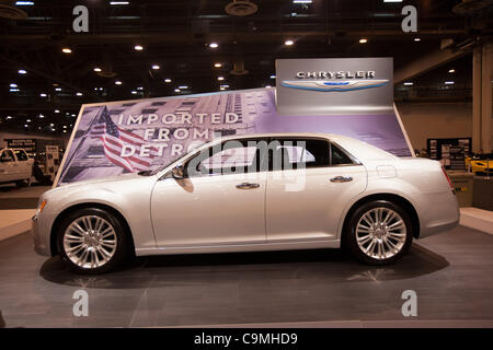 25. Januar 2012 - ist Houston, Texas, USA - Chrysler 300 auf dem Display während der Houston Auto Show im Reliant Center in Houston, Texas. (Kredit-Bild: © Juan DeLeon/Southcreek/ZUMAPRESS.com) Stockfoto