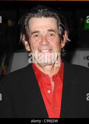 Alan Rosenberg im Ankunftsbereich für Glück Premiere Serie auf HBO, Graumans Chinese Theatre, Los Angeles, CA 25. Januar 2012. Foto von: Elizabeth Goodenough/Everett Collection Stockfoto