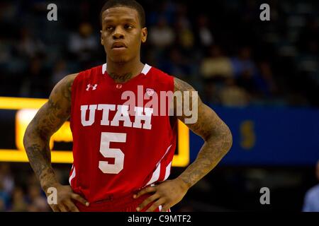 26. Januar 2012 - Los Angeles, Kalifornien, wird US - Utah Utes Kareem Storey (5) nach einem Foul in der ersten Halbzeit Aktion aufgerufen.  Die UCLA Bruins führen die Utah Utes 36-21 bei der Hälfte. (Bild Kredit: Josh Chapel/Southcreek/ZUMAPRESS.com ©) Stockfoto