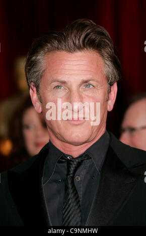 22. Februar 2009 - Los Angeles, Kalifornien, USA - SEAN PENN, Ankunft in der 81. Oscar-Verleihung im Kodak Theatre in Hollywood statt. (Kredit-Bild: © Lisa O'Connor/ZUMA Press) Stockfoto