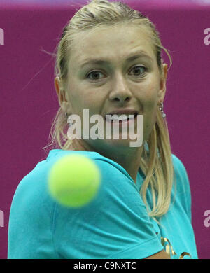 Januar 01,2012. Moskau, Russland. Im Bild: Russische Tennis star Maria Sharapova beim Training für Federation Cup in Moskau. Stockfoto