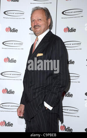 London, Vereinigtes Königreich 02.07.2012 Peter Bowles besucht die Oldie des Jahres Awards 2012 bei Simpsons-in-the-Strand, London. (Photo Credit: Photobeat Bilder/Alamy) Stockfoto