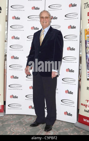 London, Vereinigtes Königreich 02.07.2012 Nicholas Parsons besucht die Oldie des Jahres Awards 2012 bei Simpsons-in-the-Strand, London. (Photo Credit: Photobeat Bilder/Alamy) Stockfoto