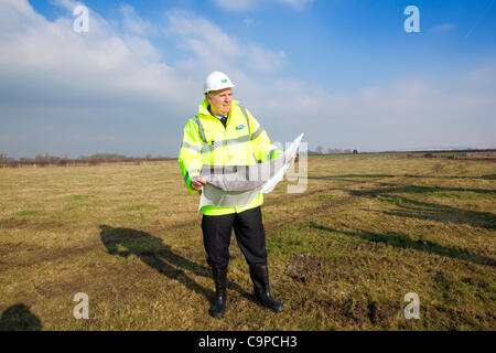 Foto:Jeff Gilbert. Aylesbury, Bucks, UK. 07.02.2012 Bild zeigt Peter Lauritzen, CEO von Arla Foods UK, an der Stelle wo Arla Foods Entwicklung der neuen £ 150 Millionen frische Milch Molkerei in Aylesbury, Buckinghamshire, England beginnen. Stockfoto