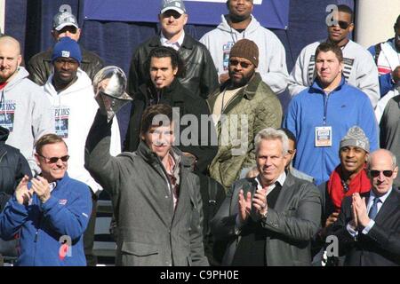 Riesen Superbowl Champions - Lochstreifen Parade NYC 2/7/2012.Players erhalten die Schlüssel zur Stadt von Bürgermeister Bloomberg. (Kredit-Bild: © Globe Photos/ZUMAPRESS.com) Stockfoto