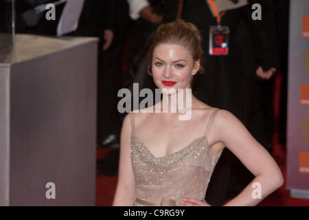 London, UK, 02.12.2012. Schauspielerin, Holliday Grainger, Ankunft des roten Teppichs, der 2012 BAFTAs zu besuchen Stockfoto