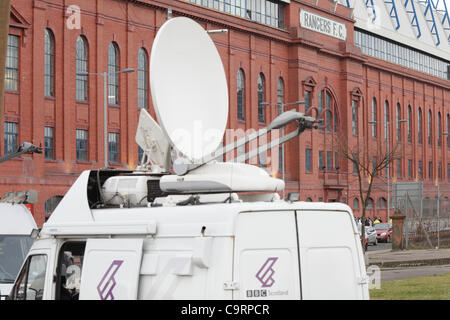 Ibrox Stadium, Edmiston Drive, Ibrox, Glasgow, Schottland, Großbritannien, Dienstag, 14th. Februar 2012. BBC Scotland vor dem Fernsehwagen im Ibrox Park, der Heimat des Rangers Football Club Stockfoto