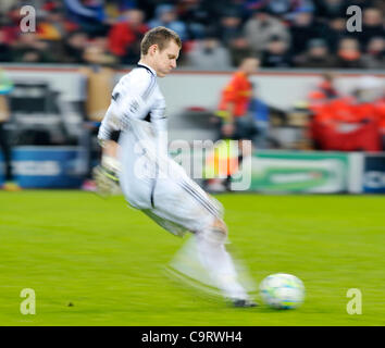 Fussball, Champions League Octos Hinspiel, Bayer 04 Leverkusen Gegen FC Barcelona (Spanien) 1:3---Torwart Bernd Leno (Leverkusen) | Fußball, UEFA Champions League, Leverkus Stockfoto