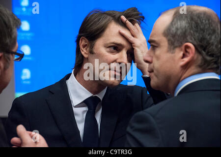 20. Februar 2012 - BXL, Brüssel, Belgien - Französisch Finance Minister Francois Baroin vor dem Ministertreffen der Euro-Gruppe auf dem Europäischen Rat in Brüssel darauf aufbauend Regierungen der Eurozone 2012-02-20 wird wahrscheinlich genehmigen am Montag eine lange schwer fassbaren Rettungspaket für Griechenland, speichern Stockfoto