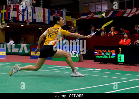 AMSTERDAM, DIE NIEDERLANDE, 19.02.2012. Badminton-Spieler Judith Meulendijks (die Niederlande, im Bild) gewinnt ihr Match gegen Anastasia Prokopenko (Russland) in die Bronze-Medaille Spiel der European Team Championships Badminton 2012 in Amsterdam. Stockfoto