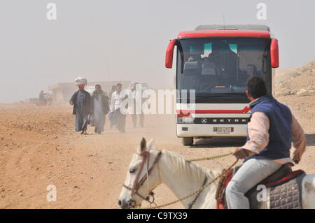 Tourismus-Zahlen bei den Pyramiden von Gizeh sind unten nach dem arabischen Frühling aber mehr arabische Touristen eher westlichen kommen. Stockfoto