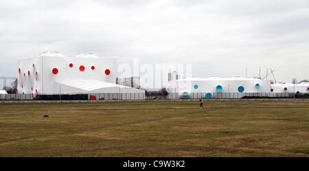 London, UK, 22.02.2012 futuristischen Gebäude für die Olympiade 2012 in London schießen Ereignisse auf die Royal Artillery Barracks in sout Stockfoto