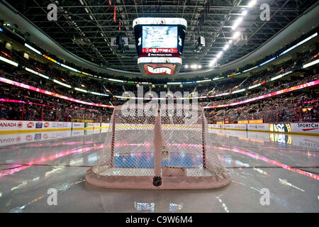 22. Februar 2012 - Ottawa, Ontario, Kanada - Scotiabank Platz vor Aktion zwischen den Senatoren und Hauptstädte. (Kredit-Bild: © Leon Switzer/Southcreek/ZUMAPRESS.com) Stockfoto