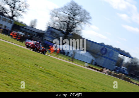 25. Februar 2012 - Stoneleigh Park, Coventry, UK.  Kevin Jones fahren ein 1972 Ford Escort RS1600 MK1 in der Live Rally Stage Race Retro Stockfoto