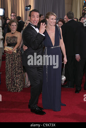 JEAN DUJARDIN & ALEXANDRA LAMY die 84. ACADEMY Ankünfte LOS ANGELES Kalifornien Awards USA 26. Februar 2012 Stockfoto