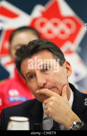 Sebastian Coe LOCOG Vorsitzender, 28. Februar 2012 - JOC: Sebastian Coe LOCOG Vorsitzender inspiziert NTC im National Training Center, Tokyo, Japan.  (Foto von Daiju Kitamura/AFLO SPORT) [1045] Stockfoto