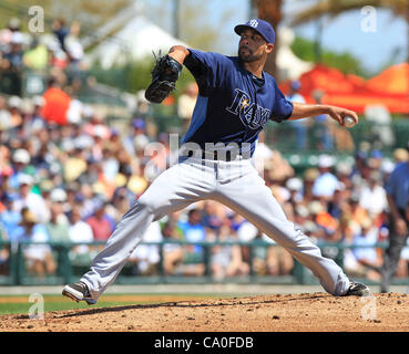 13. März 2012 - Sarasota, FL, USA - JAMES BORCHUCK |   Times.OT 350843 BORC rays (12.03.12) (Sarasota, FL) David Price liefert im ersten während der Strahlen Frühling Trainingsspiel gegen die Baltimore Orioles Ed Smith-Stadion in Sarasota Dienstag, 13. März 2012.  [JAMES BORCHUCK Mal] (Credit Stockfoto