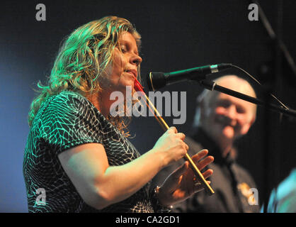 Die mächtige Geister Erin tritt beim Abschlusskonzert des irischen kulturellen Festivals Bands aus Irland, England und Ostrava in Ostrava, Tschechien am 24. März 2012. (Foto/Jaroslav Ozana CTK) Stockfoto