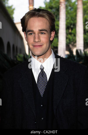 6. Januar 1998 - Hollywood, Kalifornien, US - K11019FB. JAMES VAN DER BEEK. WB-Winter-Presse-Tour, Pasadena, CA. 01/06/1998(Credit Image: © Fitzroy Barrett/Globe Photos/ZUMAPRESS.com) Stockfoto