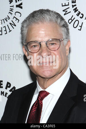 31. Mai 2012 - Los Angeles, Kalifornien, USA - Jim Lampley besucht '' ein Abend mit auf Freddie Roach'' am 31. Mai 2012 in The Paley Center for Media, Beverly Hills, ca, USA. (Kredit-Bild: © TLeopold/Globe Photos/ZUMAPRESS.com) Stockfoto