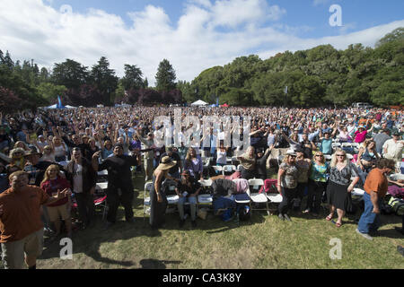 26. Mai 2012 - Crowd Aptos, CA, USA - am 20. jährlichen Santa Cruz Blues Festival. (Kredit-Bild: © Jerome Brunet/ZUMAPRESS.com) Stockfoto