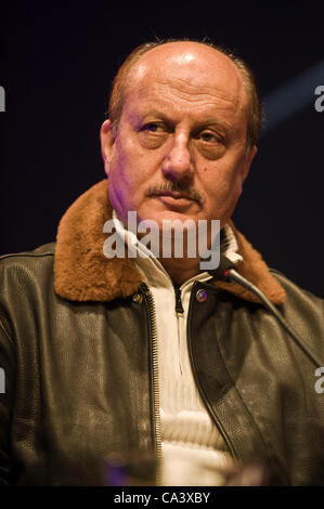 Anupam Kher, indischer Bollywood-Schauspieler abgebildet auf der Telegraph Hay Festival 2012, Hay-on-Wye, Powys, Wales, UK Stockfoto