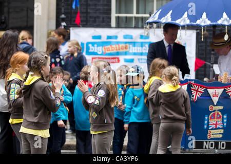 Downing Street, LONDON, UK, 3. Juni 2012 Downing Street-Jubiläumsfest Stockfoto