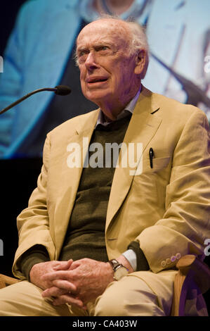 James Watson, Mitentdecker der Struktur der DNA im Jahre 1953, abgebildet bei The Telegraph Hay Festival Hay-on-Wye, Powys, Wales, UK Stockfoto