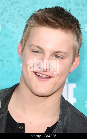ALEXANDER LUDWIG DIE MTV MOVIE AWARDS 2012. Anreise-LOS ANGELES-Kalifornien-USA 3. Juni 2012 Stockfoto