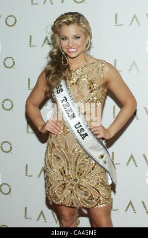 Danielle Doty (Miss Teen USA 2011) im Ankunftsbereich für offizielle 2012 Miss USA Festzug After-Party im LAVO, LAVO Restaurant und Nachtclub The Palazzo, Las Vegas, NV 3. Juni 2012. Foto von: James Atoa/Everett Collection Stockfoto