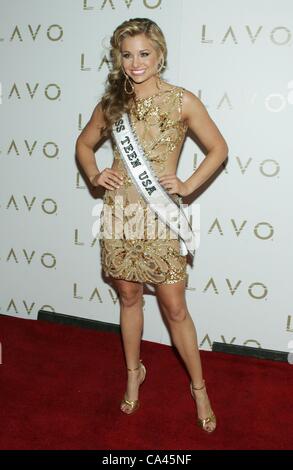 Danielle Doty (Miss Teen USA 2011) im Ankunftsbereich für offizielle 2012 Miss USA Festzug After-Party im LAVO, LAVO Restaurant und Nachtclub The Palazzo, Las Vegas, NV 3. Juni 2012. Foto von: James Atoa/Everett Collection Stockfoto